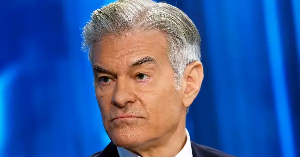 Republicans Downplay Looming Health Insurance Premium Crisis as Costs Set to Double or Triple in 2026