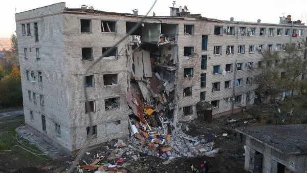 Russia Launches Massive Attack on Ukraine with 705 Missiles and Drones