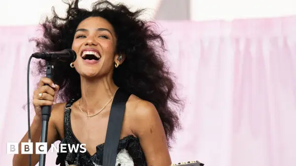 Olivia Dean Secures Refunds for Fans Amid Criticism of Ticketmaster's Resale Practices