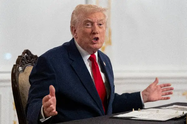 Venezuela Condemns Trump's Call to Close Airspace as 'Colonialist Threat'