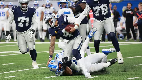 Cowboys' Playoff Hopes Dim After 44-30 Loss to Lions