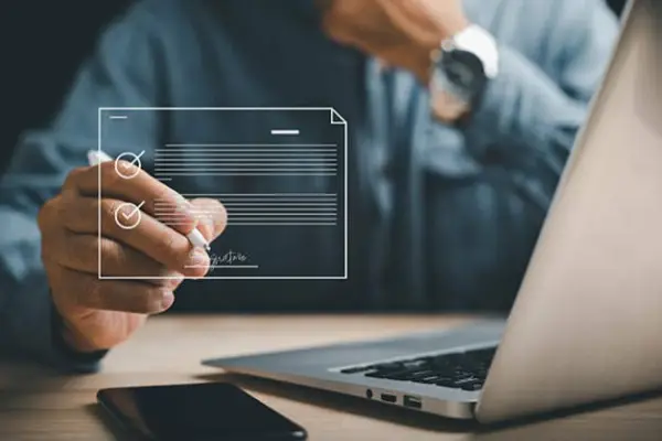 DocuSign Shares Fall Despite Solid Quarterly Results Due to Lowered Price Targets