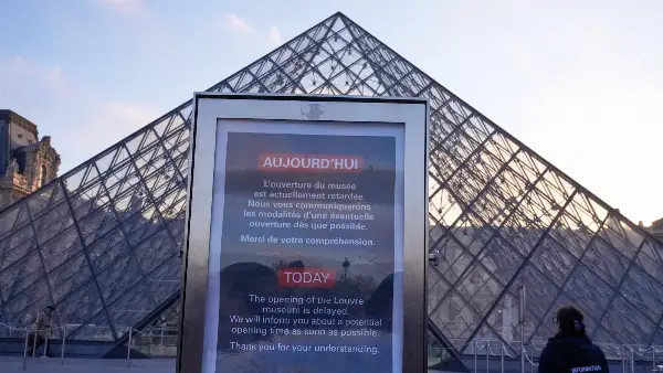 Louvre Museum Workers Strike Over Working Conditions and Security Concerns