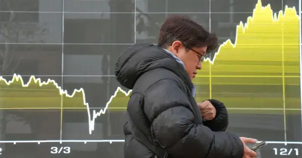 Asian Markets Advance After S&P 500 Hits Record High