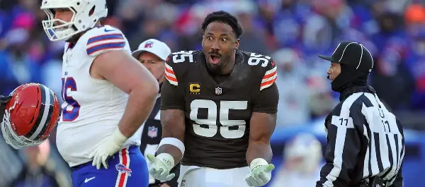 Fantasy Football Week 17 Defense Rankings and Waiver Wire Advice