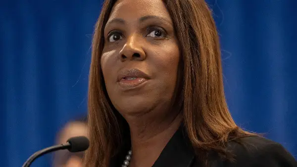 Federal Judge Upholds New York's Green Light Law, Allowing Driver's Licenses for Undocumented Immigrants